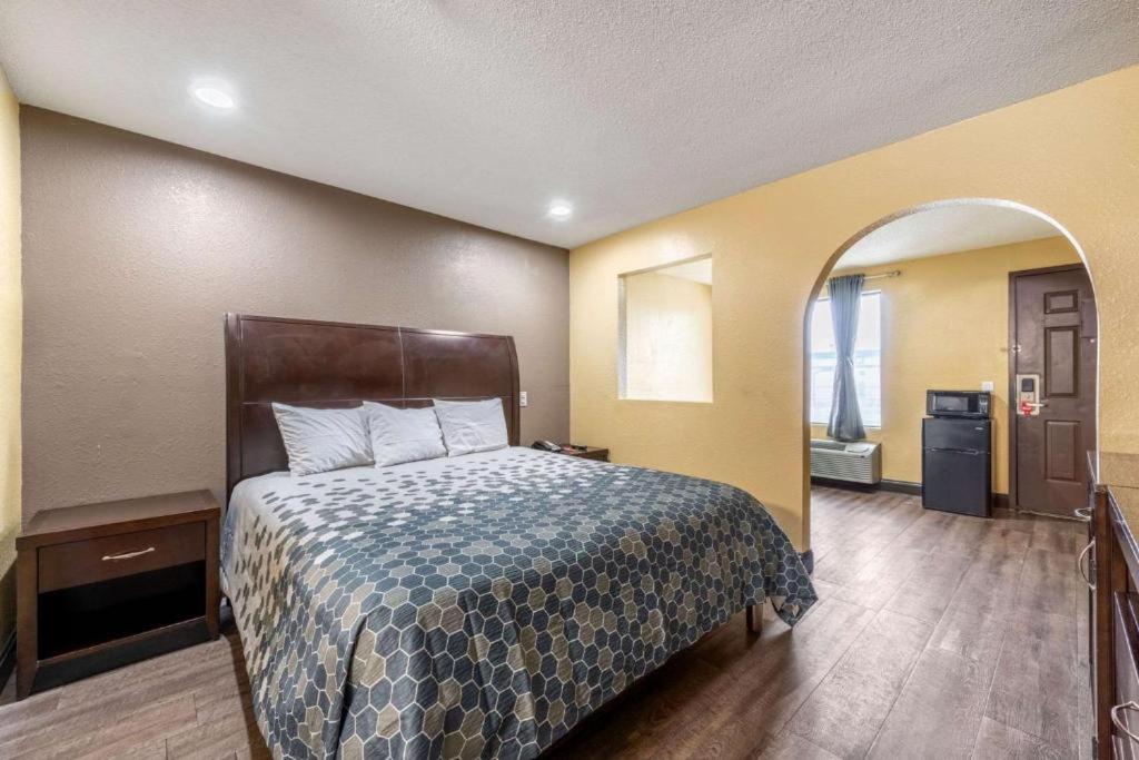 ספרטנבורג Southern Inn And Suites מראה חיצוני תמונה